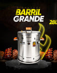 Barril asador con capacidad de 38 libras sobre una piedra, con cortes de carne asados detrás